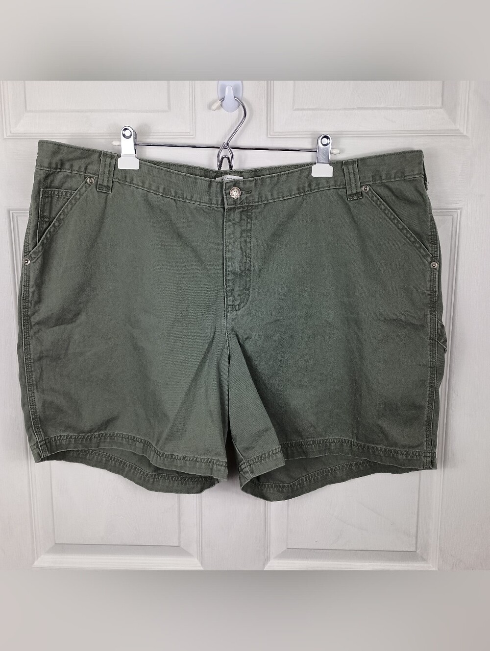 Lee Carpenter Shorts 24W Womens Green Tummy Control Just Below The Waist Utility